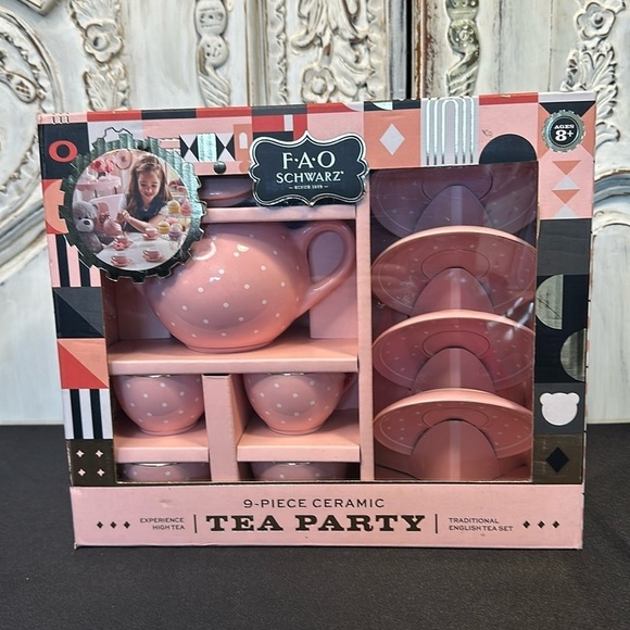 F.A.O. Schwarz 9 Piece Children’s Ceramic Tea Party Set Experience High Tea - Picture 1 of 6